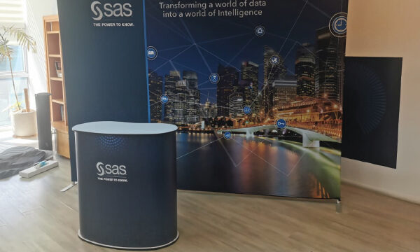 ביתן סטראץ׳ וואל